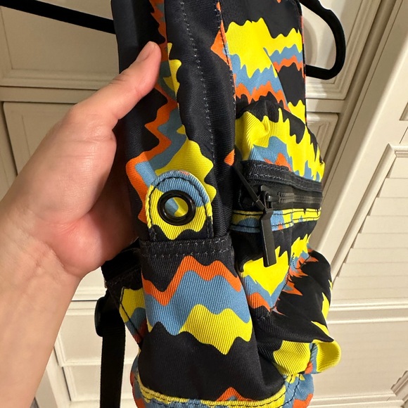 Hunters Kids Mini Preschool Backpack - Picture 3 of 10